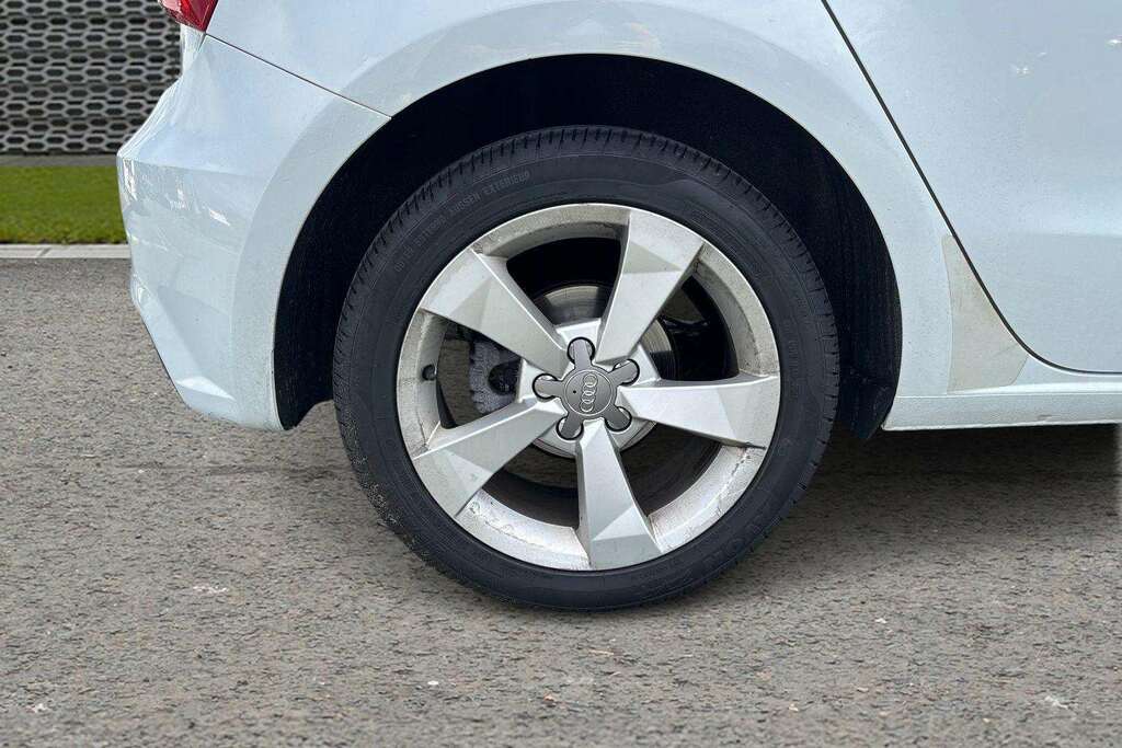 Audi A1 1.6 Sportback Tdi S Line 114 Bhp Grey #10