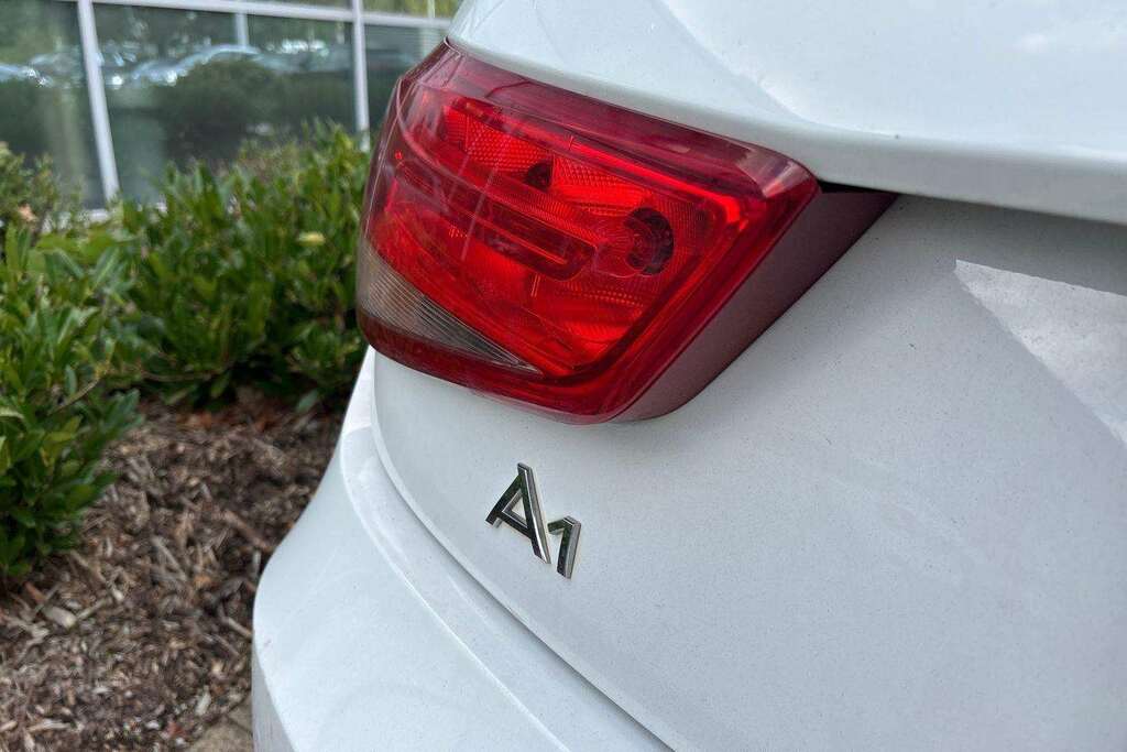 Audi A1 1.6 Sportback Tdi S Line 114 Bhp Grey #12