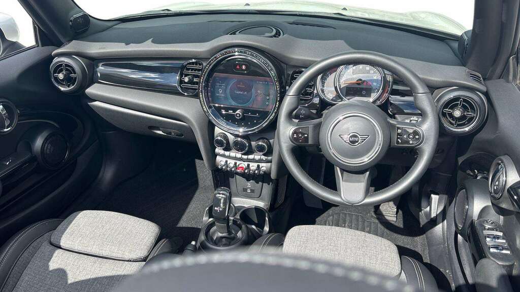 Mini Convertible 1.5 Cooper Classic 2023 White #5