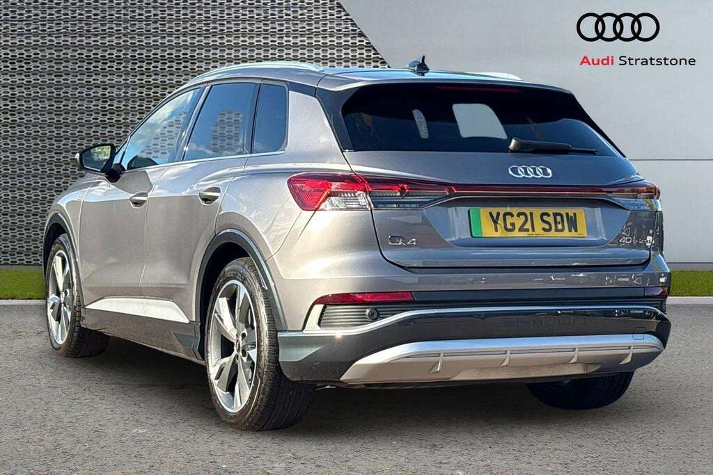 Audi Q4 E Tron 150Kw 40 82.77Kwh Launch Edition 2021 Grey #3