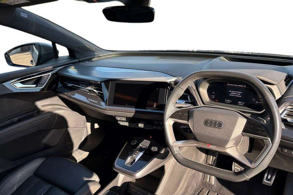 Audi Q4 E Tron 150Kw 40 82.77Kwh Launch Edition 2021 Grey #6