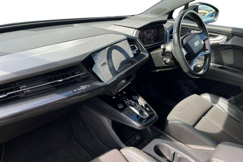 Audi Q4 E Tron 220Kw 50 Quattro 82Kwh S Line 2022 Black #2