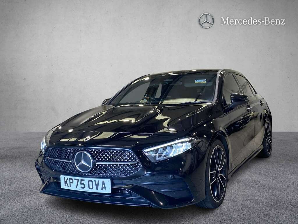 Mercedes-Benz A Class A180 Amg Line Executive Black #4