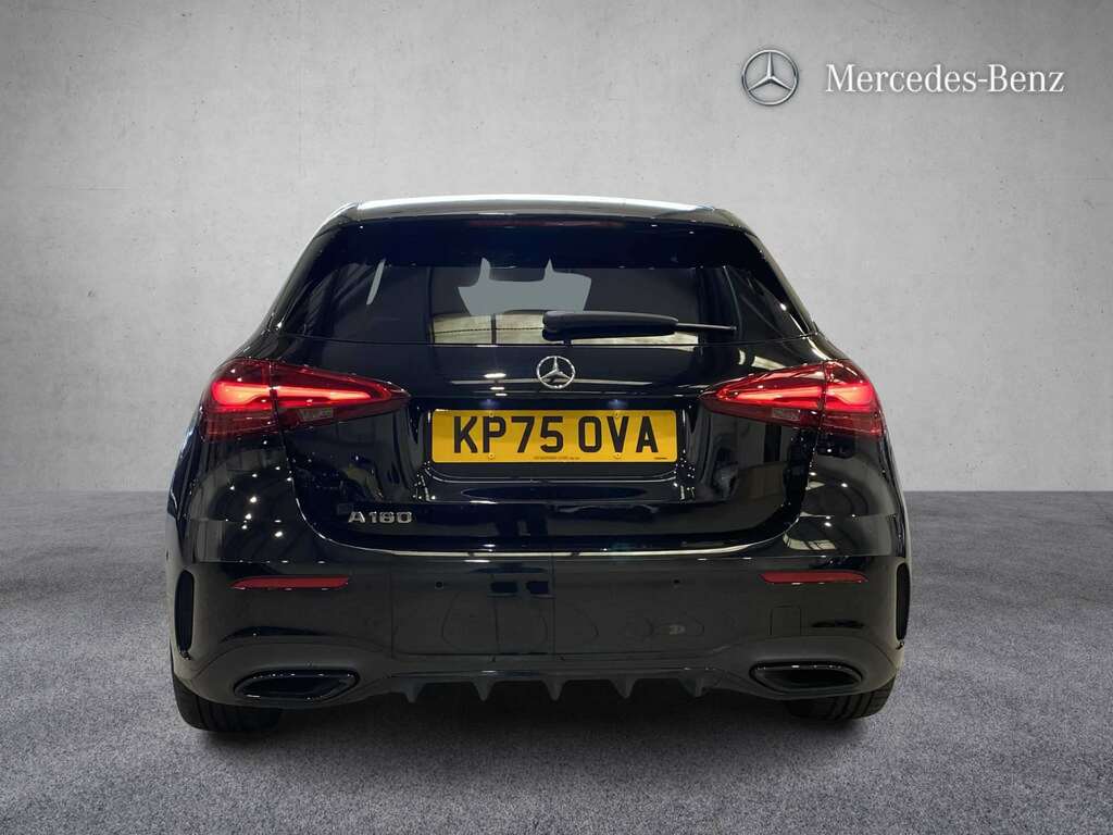 Mercedes-Benz A Class A180 Amg Line Executive Black #7