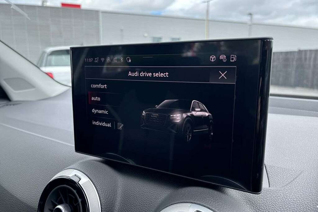 Audi Q2 35 Tfsi Black Edition S Tronic Black #29
