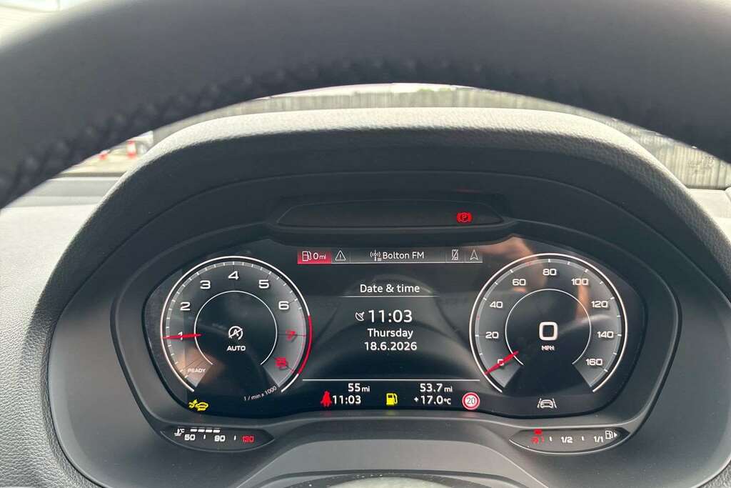 Audi Q2 35 Tfsi Black Edition S Tronic Black #18
