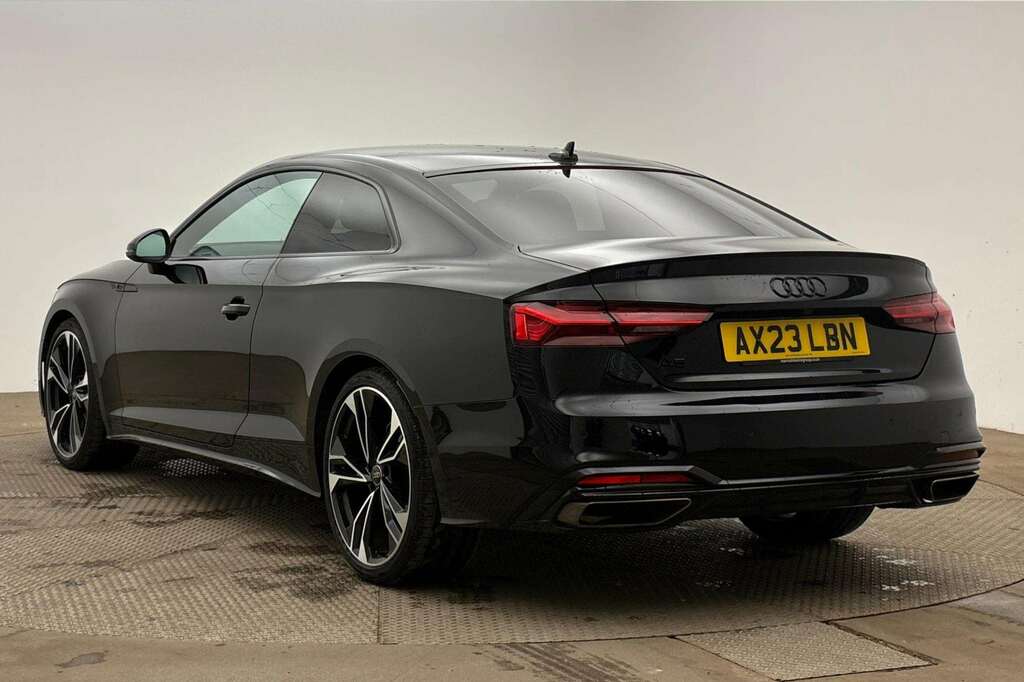 Audi A5 35 Tfsi Black Edition S Tronic 2023 Black #3