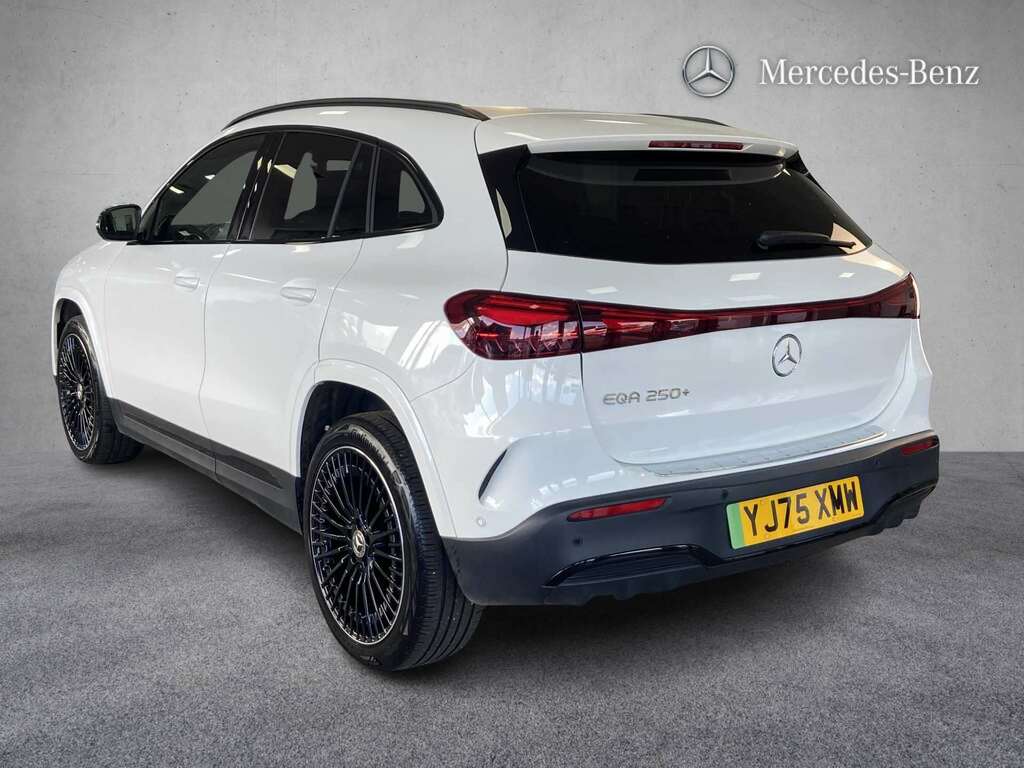 Mercedes-Benz EQA 250 140Kw Urban Edition 70.5Kwh 2025 White #4