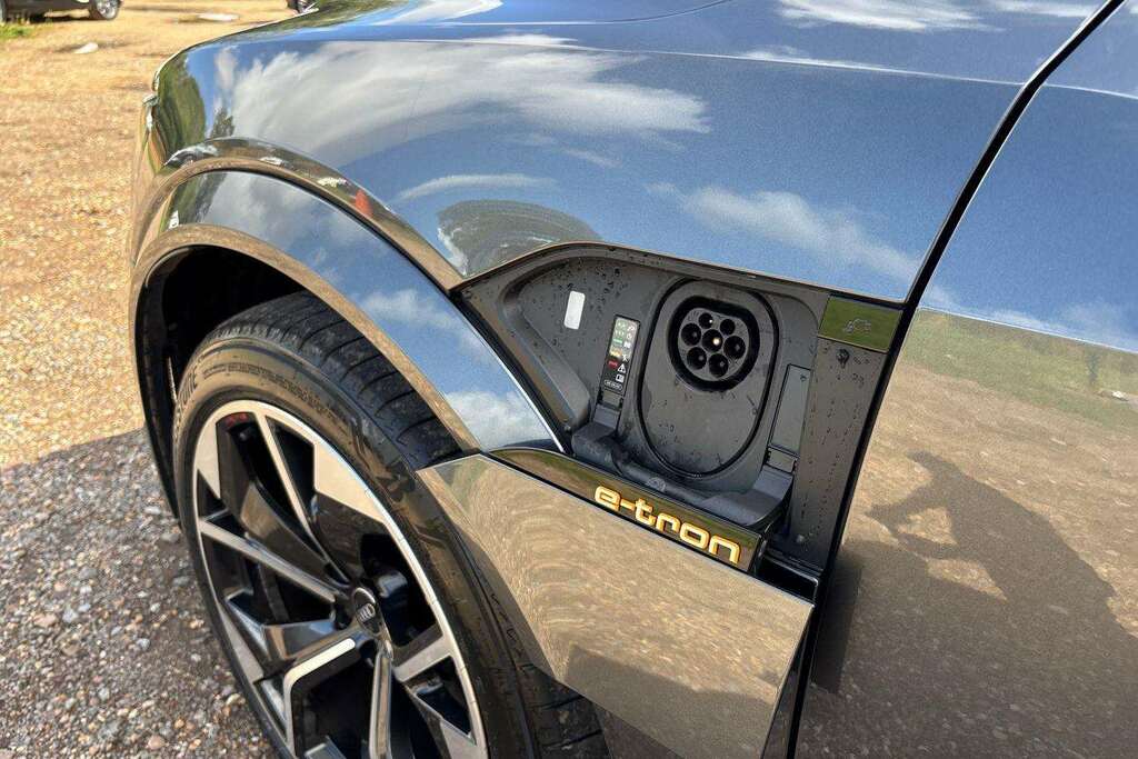 Audi E-tron 50 Technik Suv Quattro 71.2Kwh Black #39