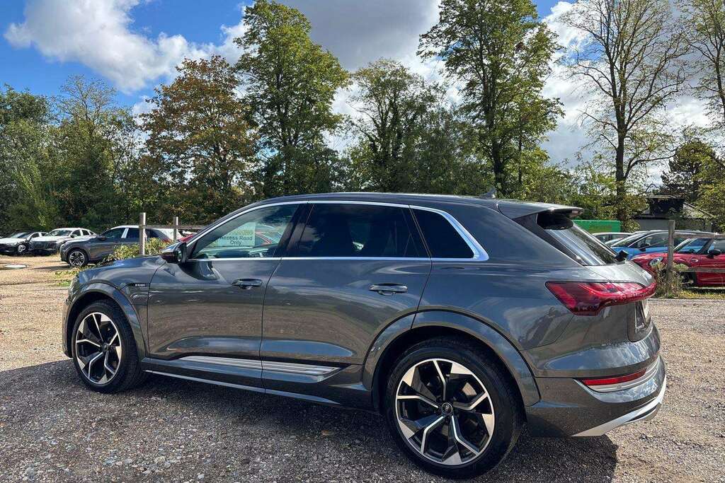 Audi E-tron 50 Technik Suv Quattro 71.2Kwh Black #38