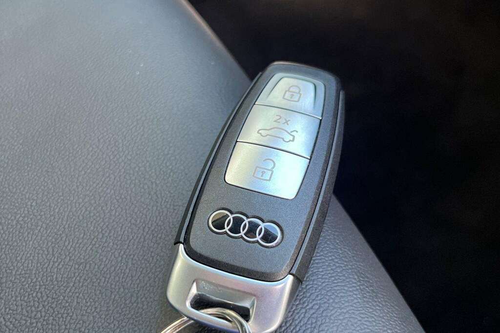 Audi Q4 E Tron 210Kw 45 82Kwh S Line Leather Blue #25