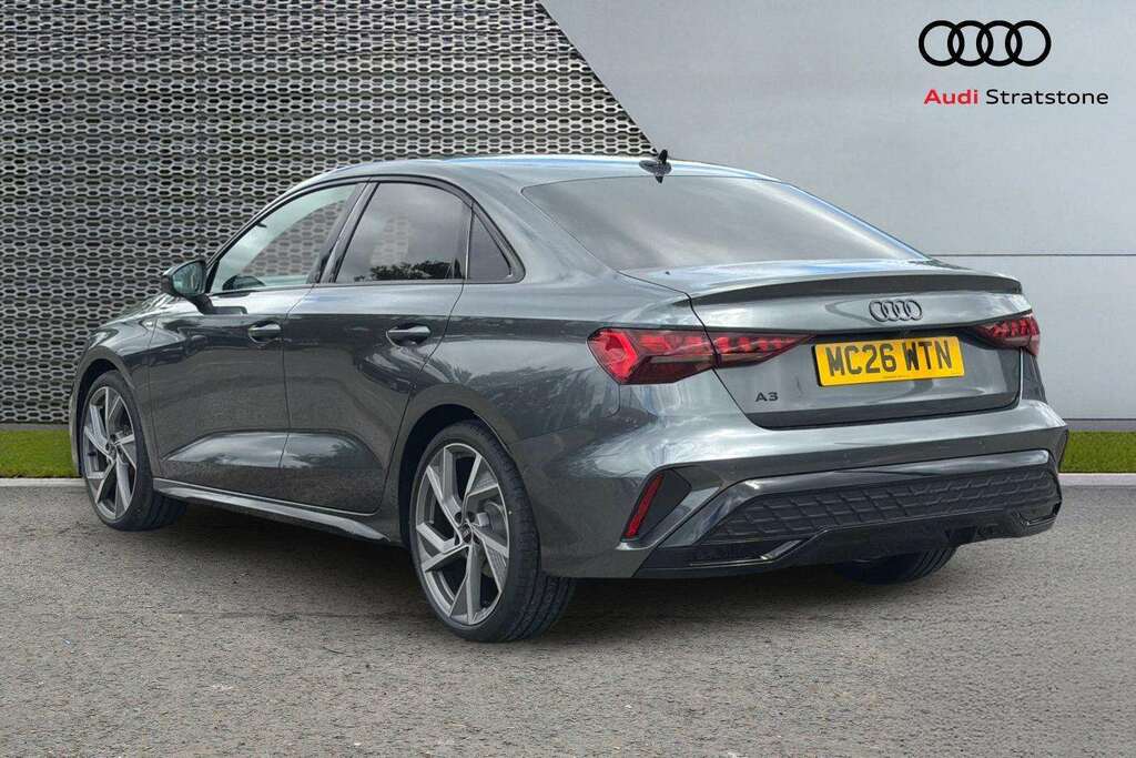 Audi A3 1.5 Tfsi 150 Black Edition S Tronic 2026 Grey #3