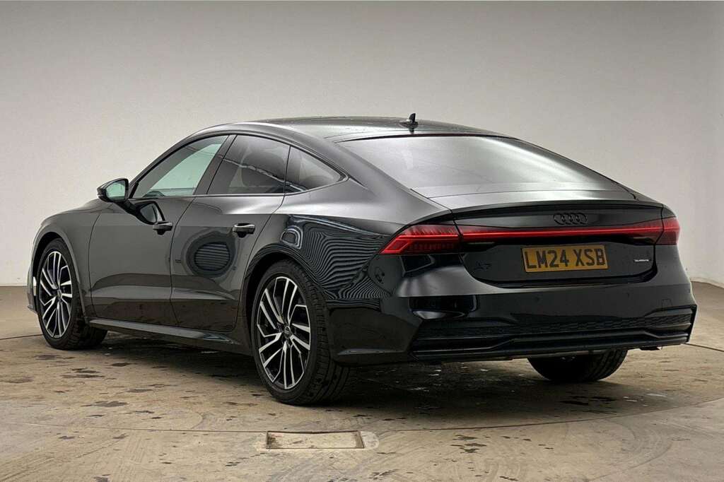 Audi A7 45 Tfsi Quattro Black Edition S Tronic 2024 Black #3