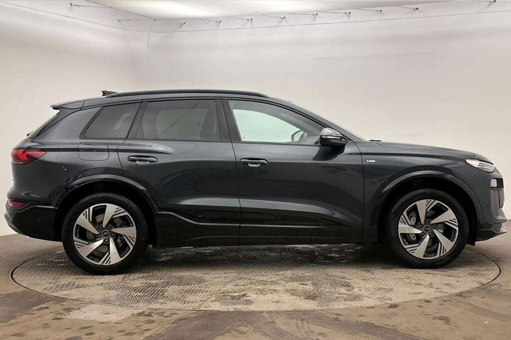 Audi Q6 E-Tron 285Kw Quattro 100Kwh S Line 2025 Grey #4