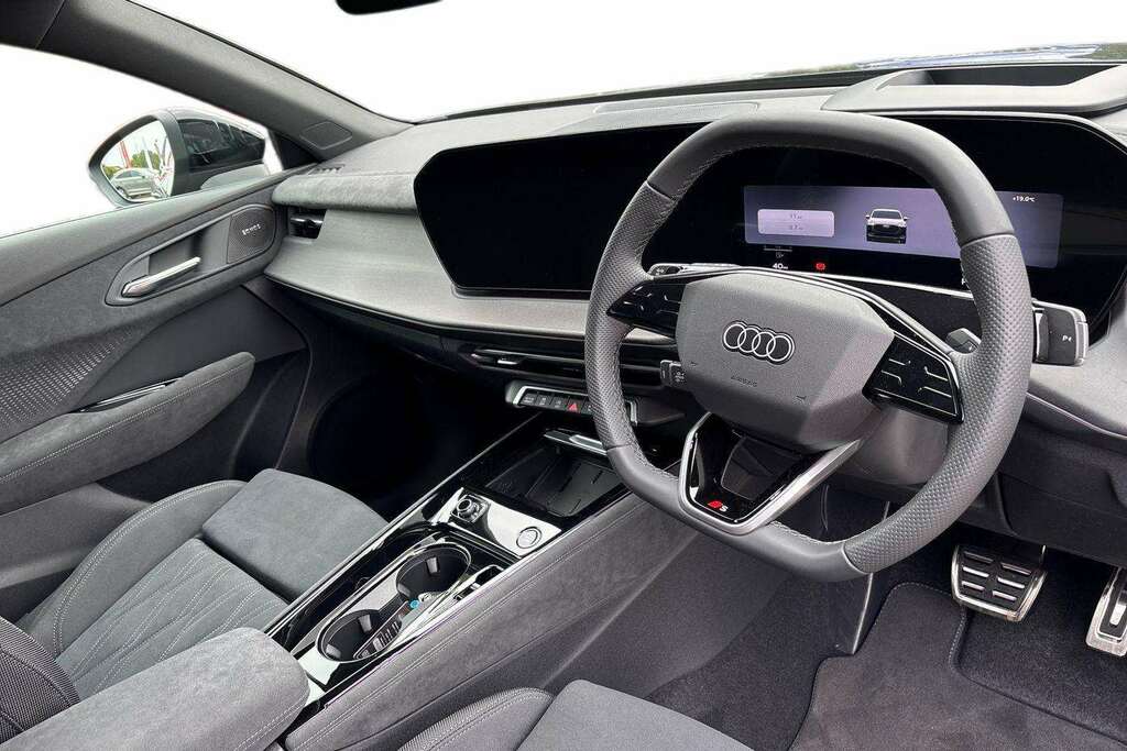 Audi Q3 2.0 Tfsi Quattro Edition 1 S Tronic 2026 Black #6