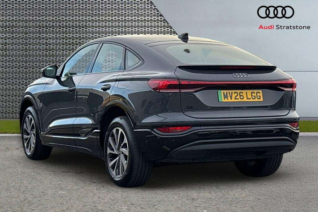 Audi Q6 E-Tron 185Kw 83Kwh S Line 2026 Grey #3