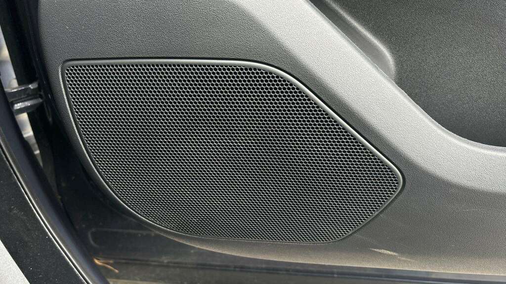 Land Rover Range Rover Velar 2.0 D200 Mhev Dynamic Se 2025 Black #30