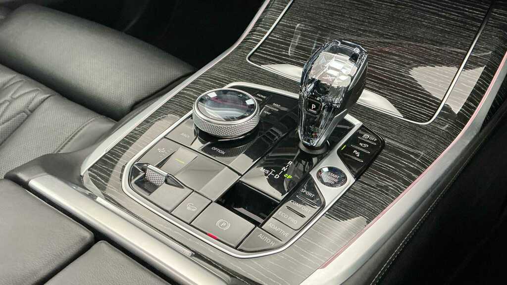 BMW X7 Xdrive40d Mht M Sport Step Ult Pack Black #10