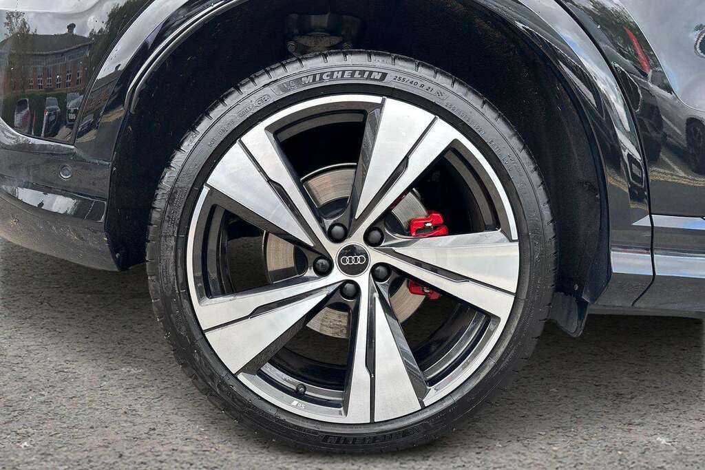 Audi Q5 2.0 Tdi Quattro Edition 1 S Tronic 2025 Black #5