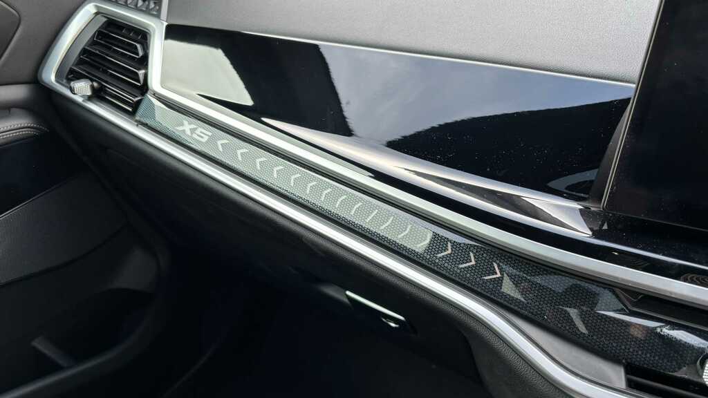 BMW X5 Xdrive50e M Sport Black #27