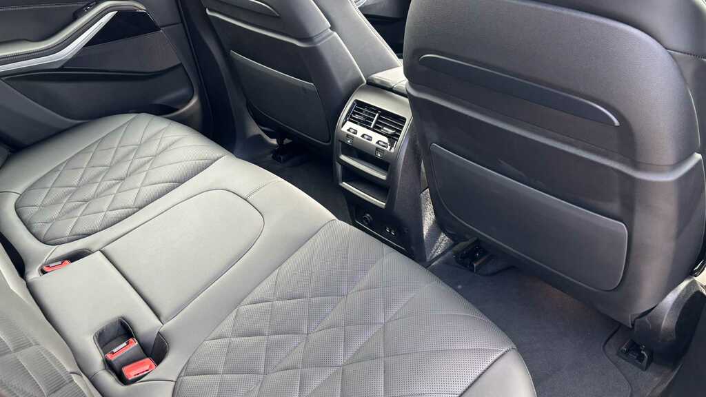 BMW X5 Xdrive50e M Sport Black #25