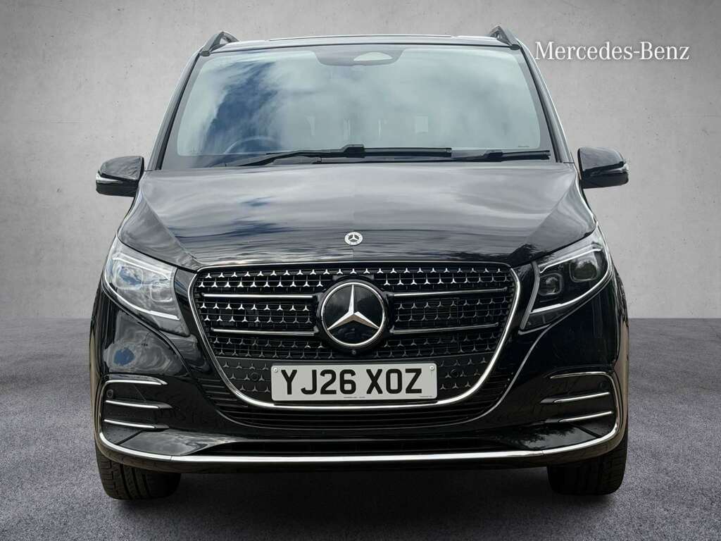 Mercedes-Benz V Class V220 D Premium Amg Line 9G-tronic Extra Long Black #6