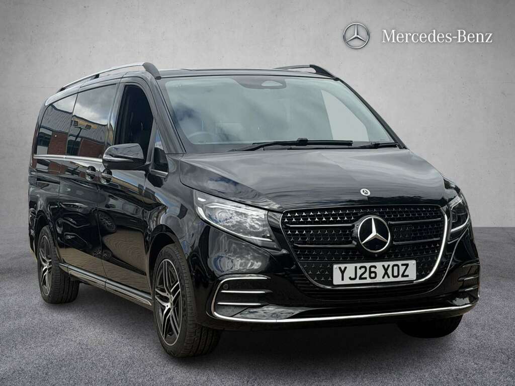 Mercedes-Benz V Class V220 D Premium Amg Line 9G-tronic Extra Long Black #5