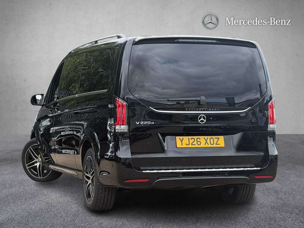 Mercedes-Benz V Class V220 D Premium Amg Line 9G-tronic Extra Long Black #2
