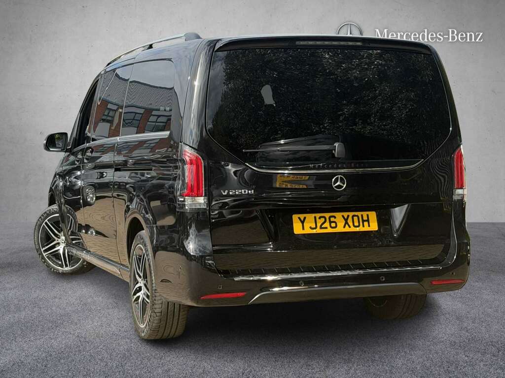 Mercedes-Benz V Class V220 D Premium Amg Line 9G-tronic Extra Long Black #2