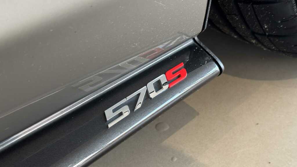 McLaren 570S Petrol #12