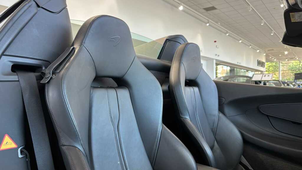 McLaren 570S Petrol #15
