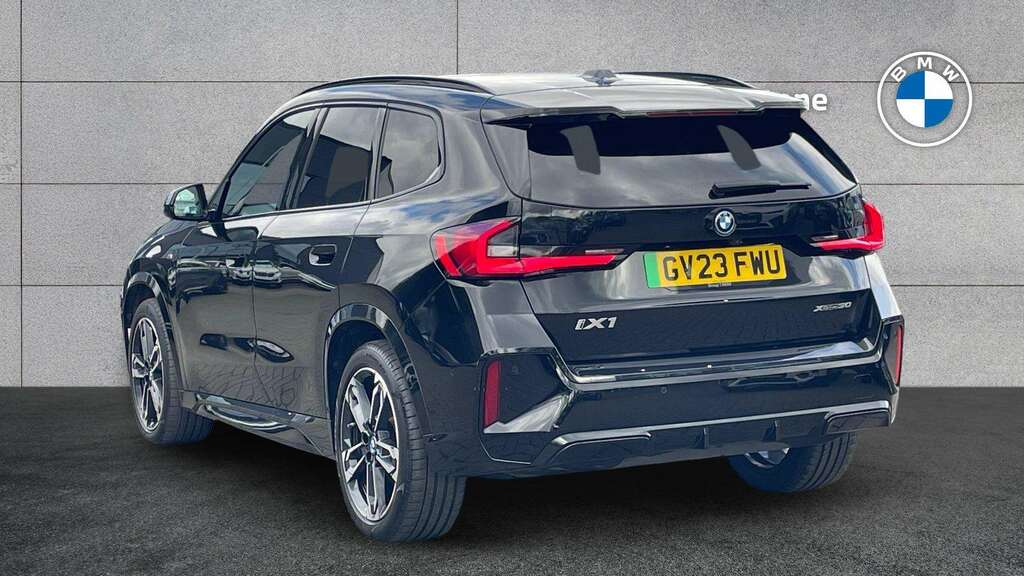 BMW iX1 230Kw Xdrive30 M Sport 65Kwh 2023 Black #2