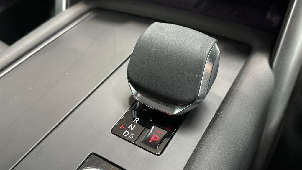 Land Rover Discovery D350 Dynamic Hse Santorini Black Black #13