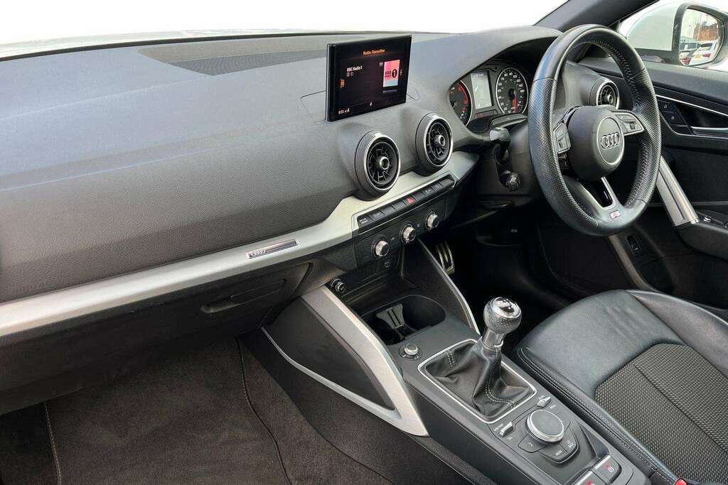 Audi Q2 30 Tdi S Line 2019 White #2