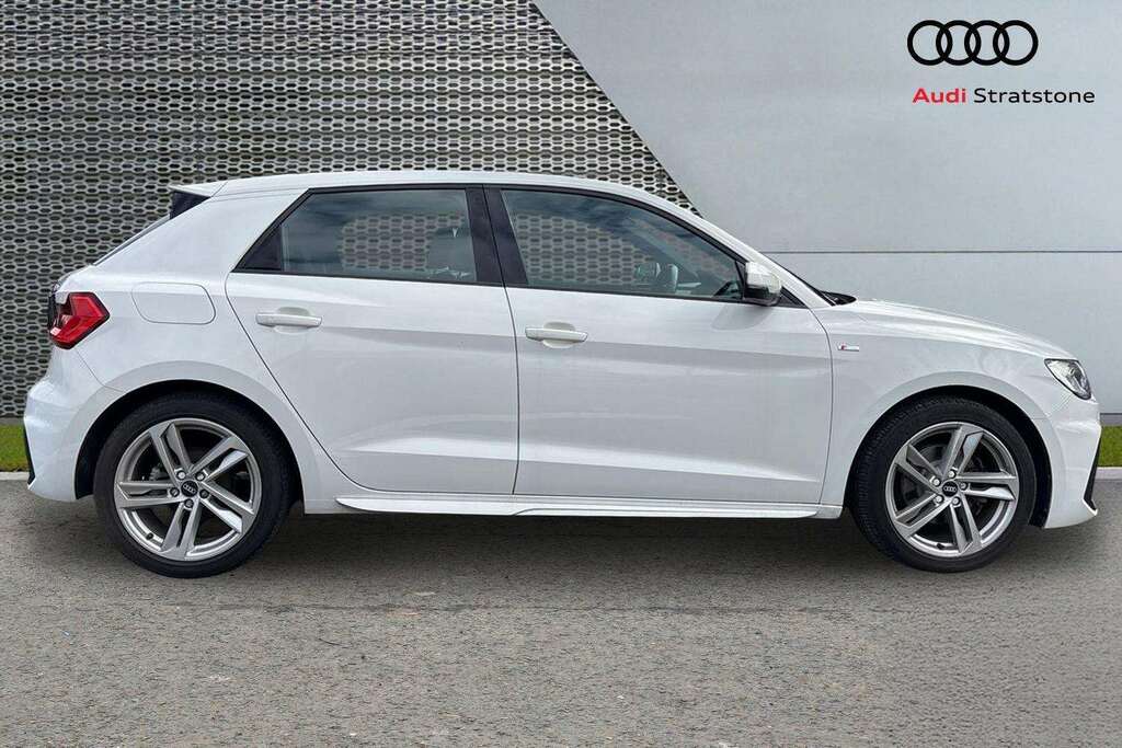 Audi A1 Audi A1 Sportback S Line Style Edition 35 Tfsi 150 Green #4