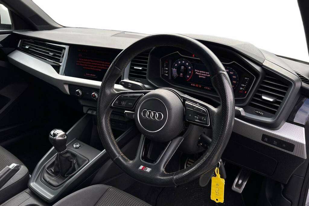 Audi A1 Audi A1 Sportback S Line Style Edition 35 Tfsi 150 Green #6