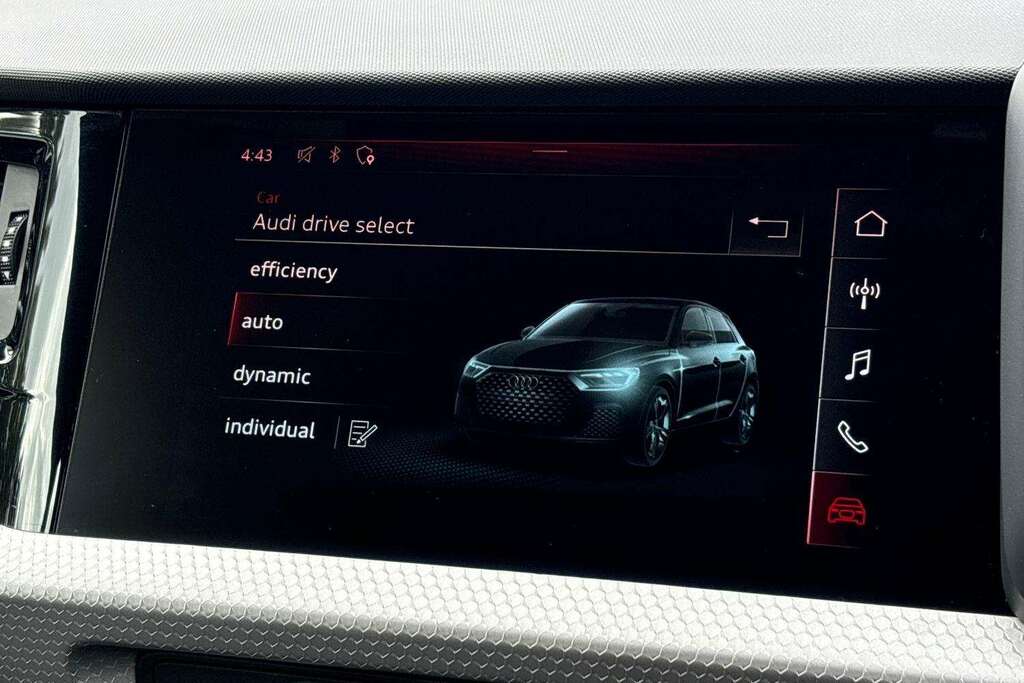 Audi A1 Audi A1 Sportback S Line Style Edition 35 Tfsi 150 Green #32