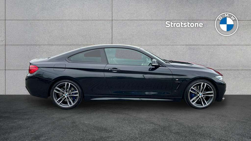BMW 4 Series 420I M Sport Professional Media 2018 Black #3
