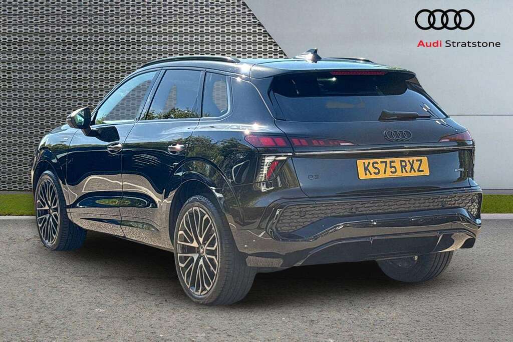 Audi Q3 2.0 Tfsi 265 Quattro Edition 1 S Tronic 2025 Black #3