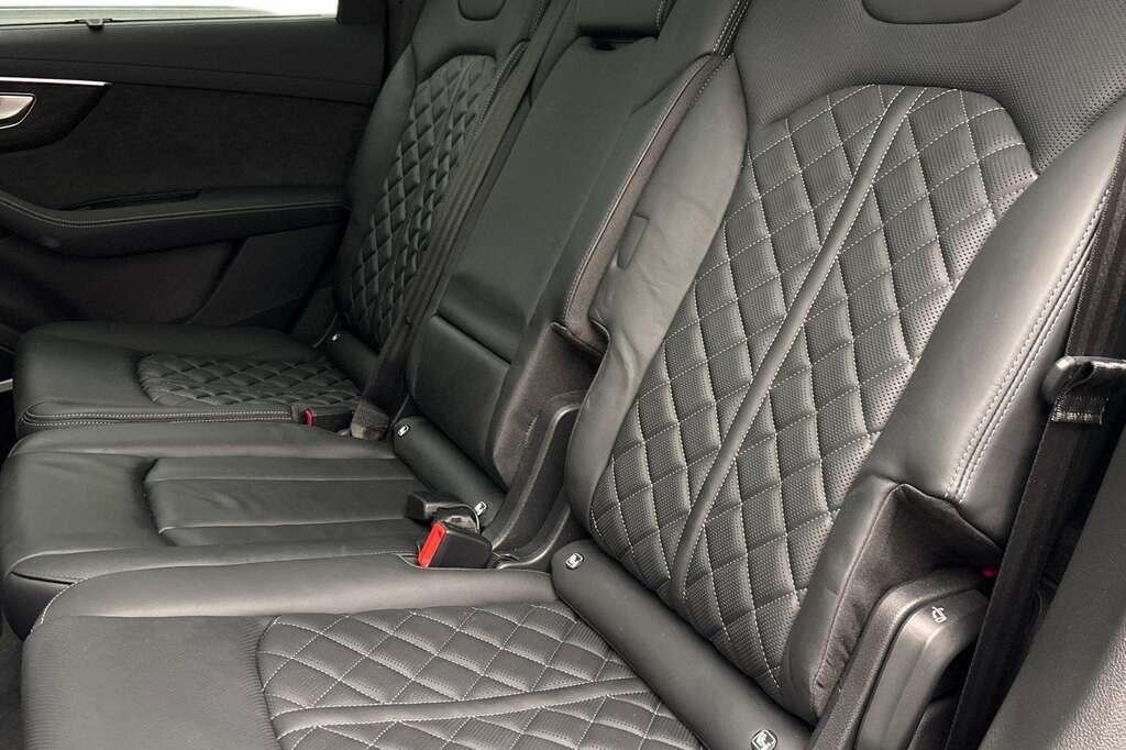 Audi Q7 55 Tfsi Quattro Black Edition Tiptronic Black #7