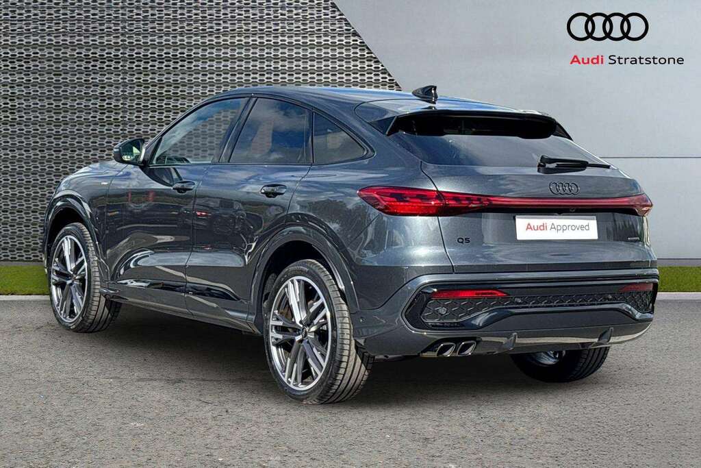 Audi Q5 2.0 Tdi Quattro Black Edition S Tronic 2026 Grey #3