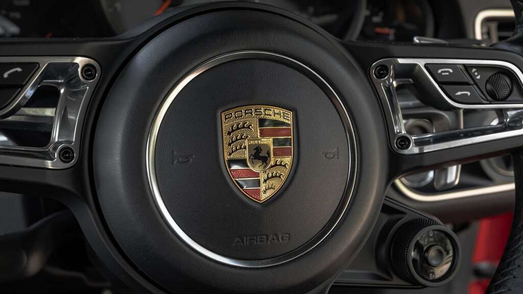 Porsche 911 911 Carrera S S-a Black #34