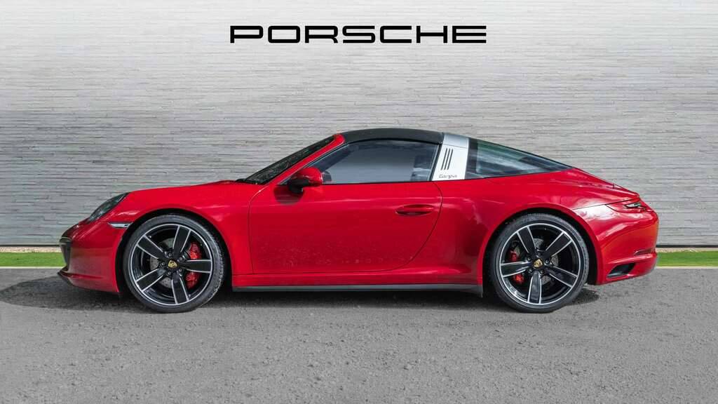 Porsche 911 911 Carrera S S-a Black #10