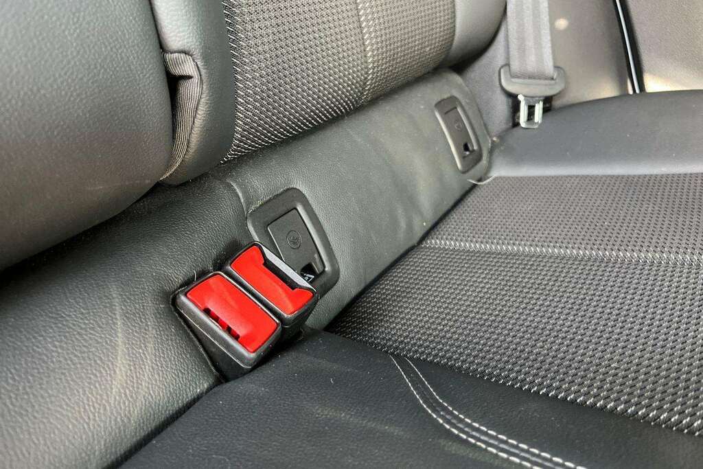 Audi Q2 Q2 Sport 35 Tfsi Red #24