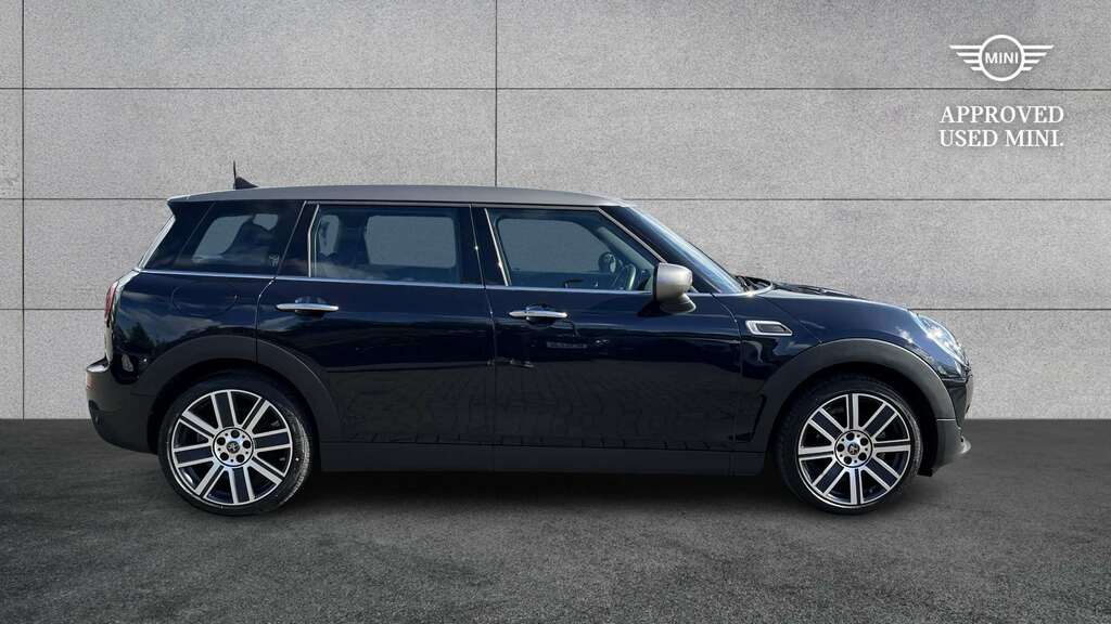 Mini Clubman 1.5 Cooper Exclusive Premium 6Dr 2023 Black #2