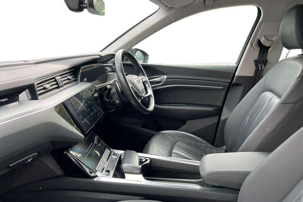 Audi Q3 Audi Sportback 45 Tfsi E Black Edition S Troni Grey #21