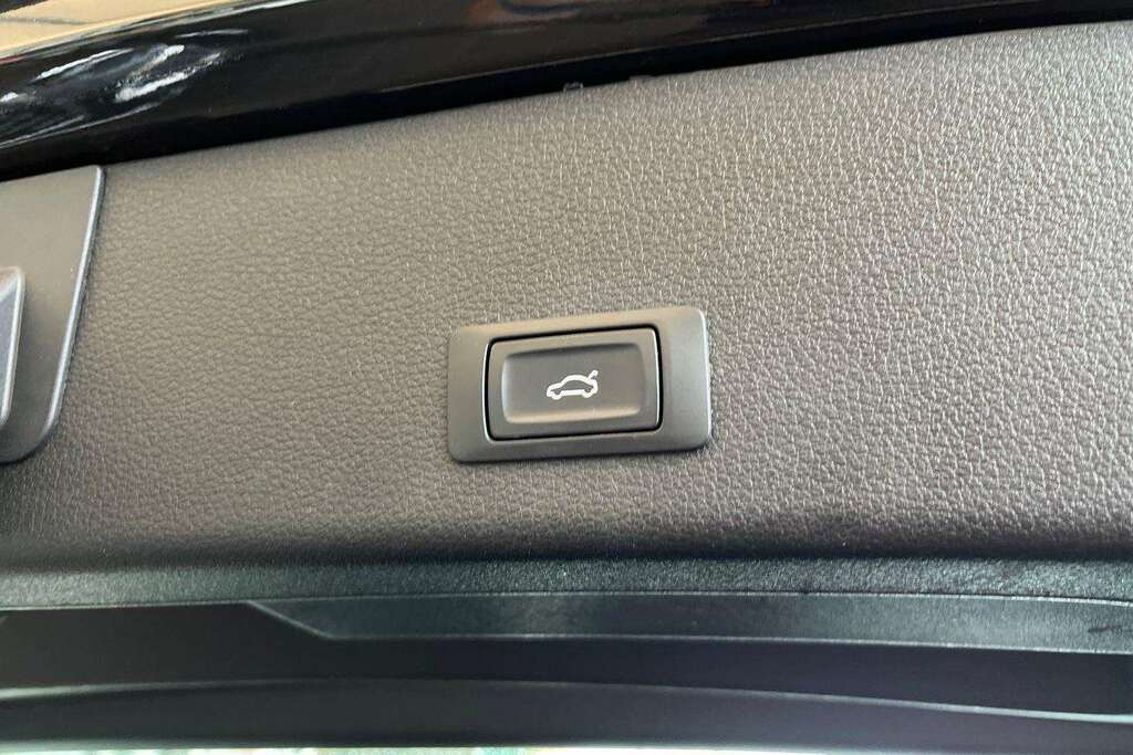 Audi Q3 Audi Sportback 45 Tfsi E Black Edition S Troni Grey #37
