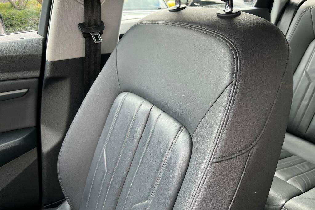 Audi Q3 Audi Sportback 45 Tfsi E Black Edition S Troni Grey #31