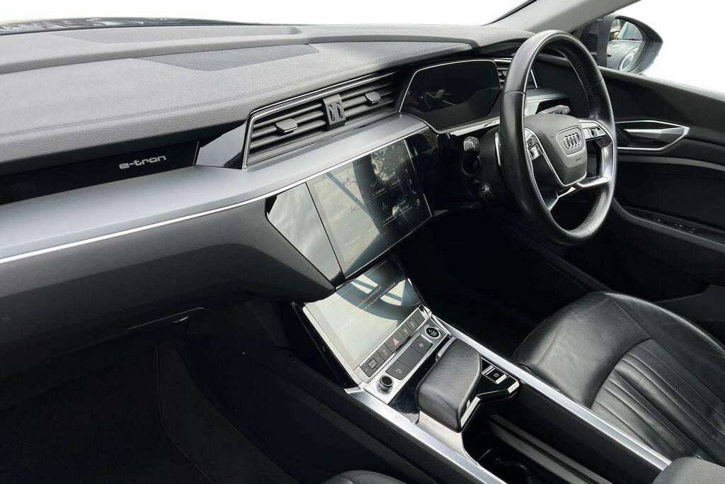 Audi Q3 Audi Sportback 45 Tfsi E Black Edition S Troni Grey #2