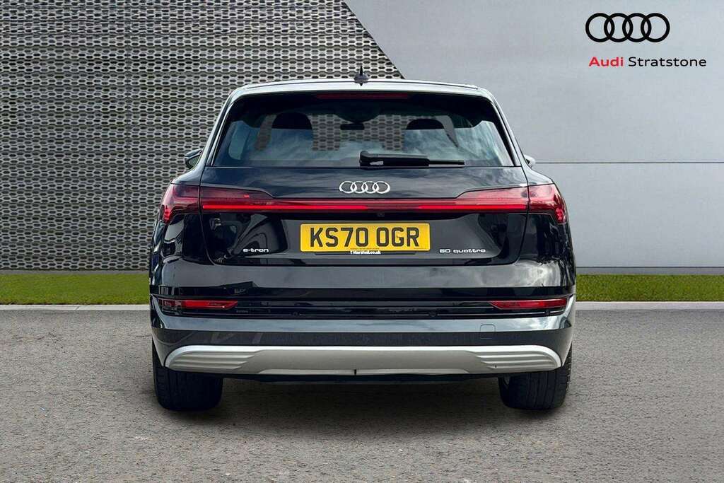 Audi Q3 Audi Sportback 45 Tfsi E Black Edition S Troni Grey #7